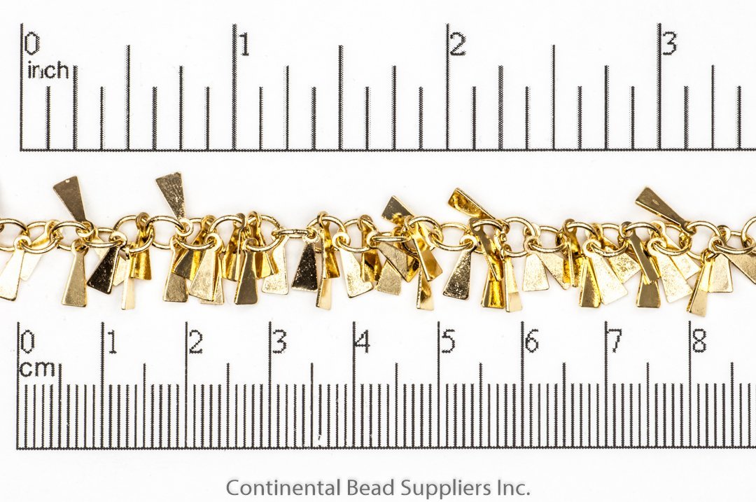 8mm Triangle Cluster Specialty Chain Sold by The Foot - CH 918